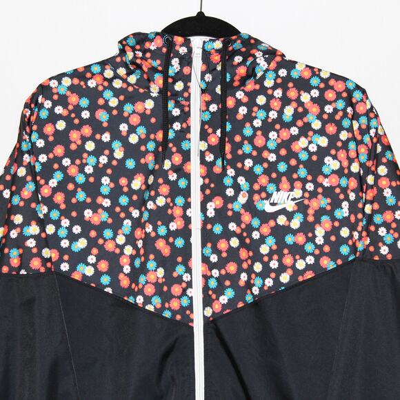 Nike Sportswear Heritage Floral-Print Windbreaker NWT - Picture 2 of 7